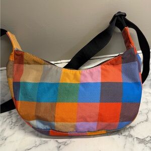 NWT BAGGU Small Nylon Crescent Bag Madras